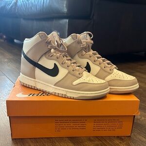 Nike Men's High-Top Sneakers - Tan and Black